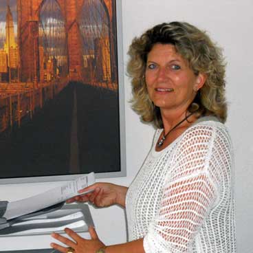 Gabriele Vicente, Büroleitung